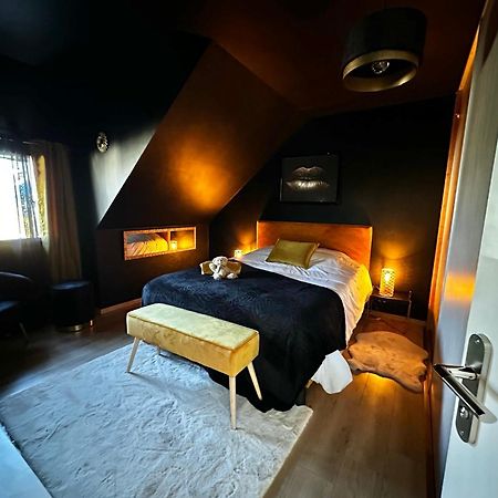 Les Temps Heureux Exclusivement Familles Villa Quimper Exterior foto