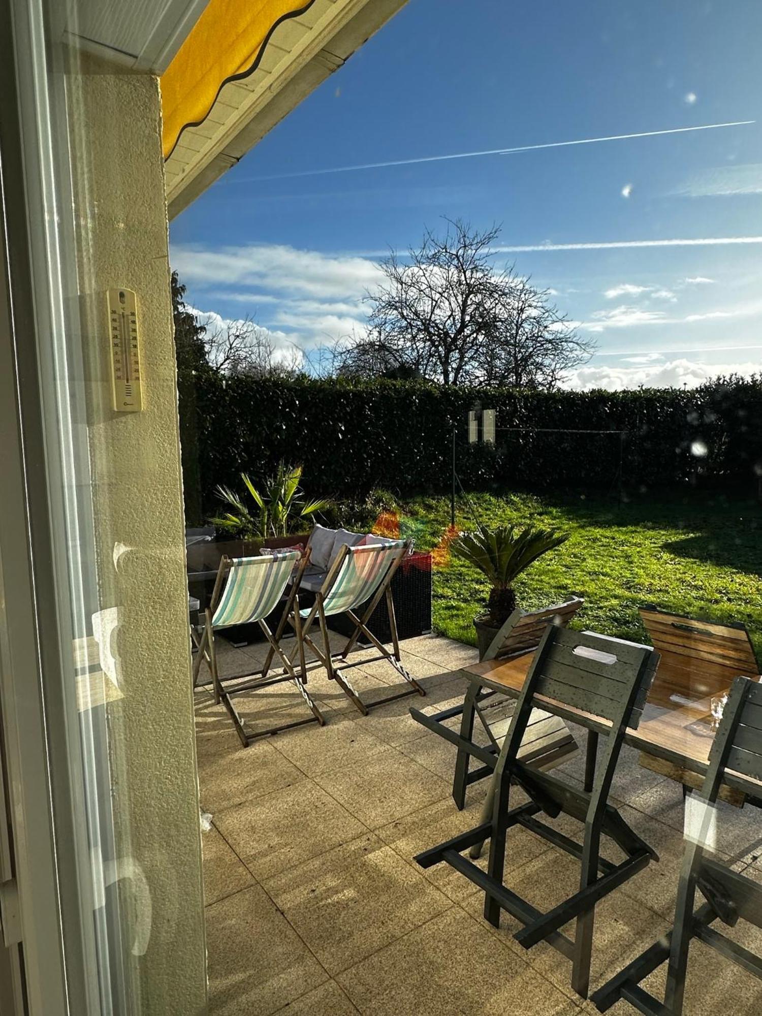 Les Temps Heureux Exclusivement Familles Villa Quimper Exterior foto